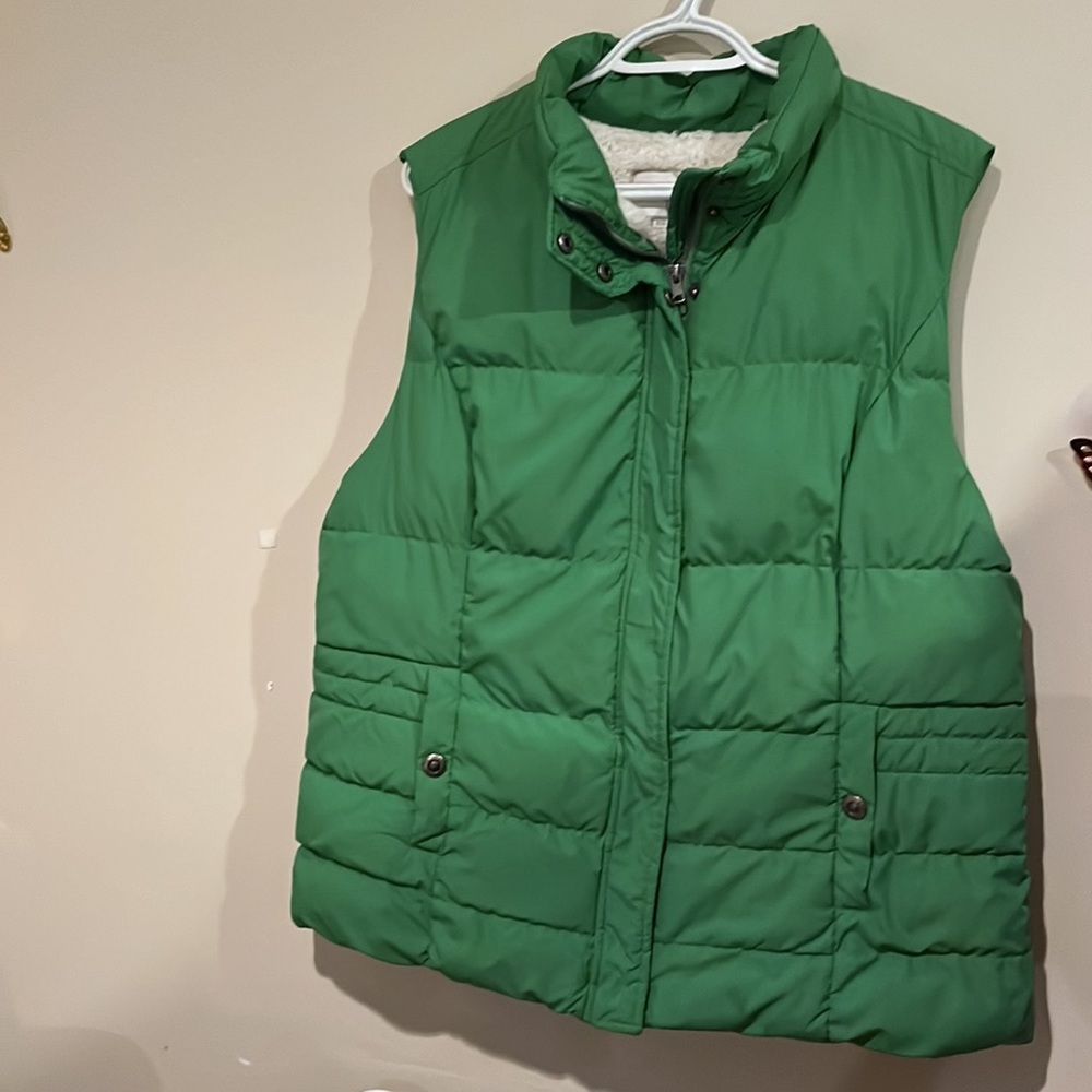 GREEN TEA Women’s Fleece Lined Puffer Vest.  Size XXL.